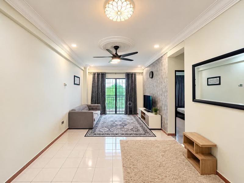 Pangsapuri untuk Dijual di Pangsapuri Perdana Villa - Kho Daniel - Living Room - PropertyGuru.com.my