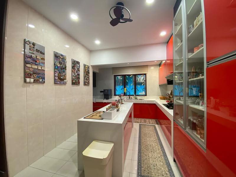 Rumah Teres 2-Tingkat untuk Dijual di Bukit Jelutong (Shah Alam) - Zamila Ismail - Kitchen - PropertyGuru.com.my
