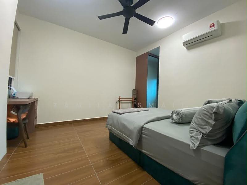 Rumah Teres 2-Tingkat untuk Dijual di Bukit Jelutong (Shah Alam) - Zamila Ismail - Bedroom - PropertyGuru.com.my