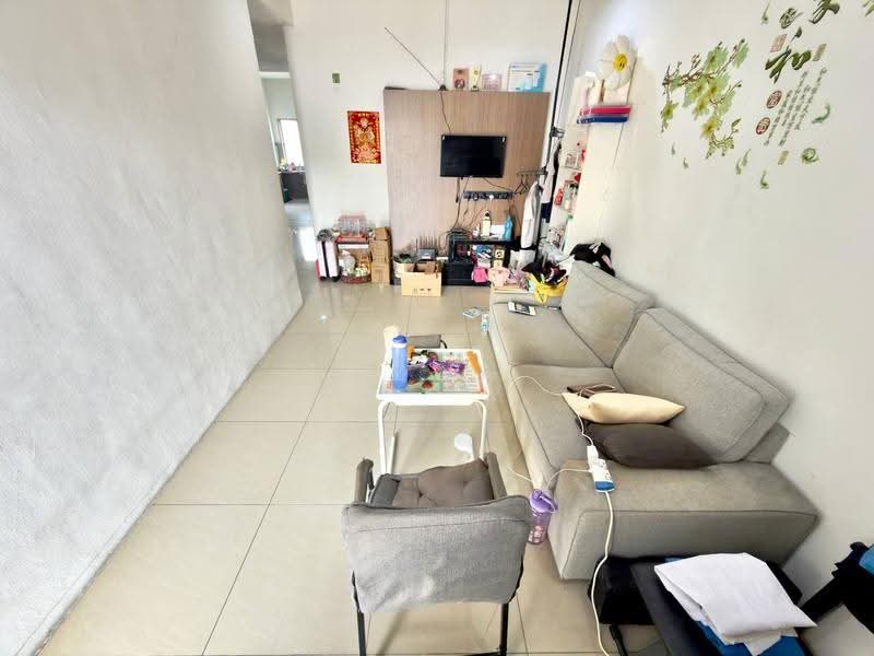 1-storey Terraced House for Sale in Kapar (Selangor) - Azwa Abas - Living Room - PropertyGuru.com.my