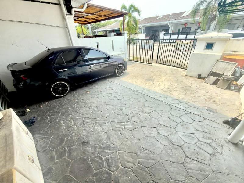 1-storey Terraced House for Sale in Kapar (Selangor) - Azwa Abas - Exterior - PropertyGuru.com.my