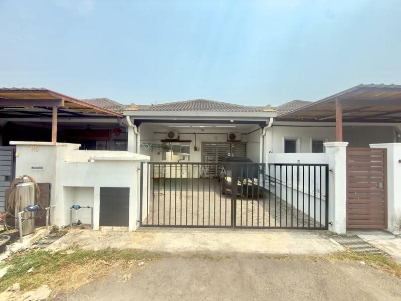 1-storey Terraced House for Sale in Kapar (Selangor) - Azwa Abas - Exterior - PropertyGuru.com.my