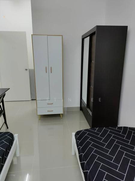 Kediaman Servis untuk Disewa di MKH Boulevard II - Justin Tee - Bedroom - PropertyGuru.com.my