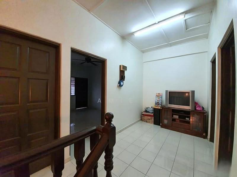 2-storey Terraced House for Sale in Menglembu (Perak) - Amie Chong - PropertyGuru.com.my