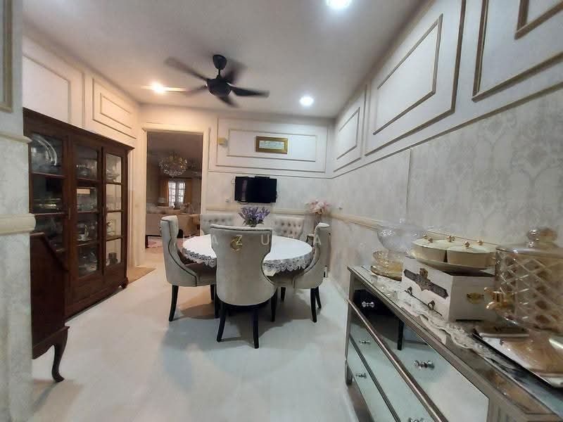 2-storey Terraced House for Sale in Sunway Kayangan (Shah Alam) - Hazura . - Dining area - PropertyGuru.com.my