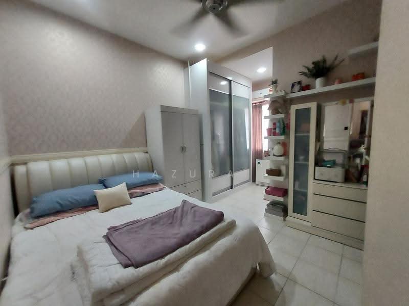 2-storey Terraced House for Sale in Sunway Kayangan (Shah Alam) - Hazura . - Second bedroom - PropertyGuru.com.my