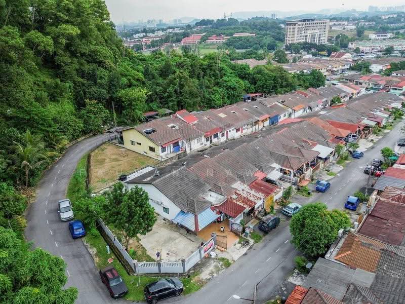 Rumah Teres 1-Tingkat untuk Dijual di Kajang (Selangor) - Fauran Nawawi - PropertyGuru.com.my