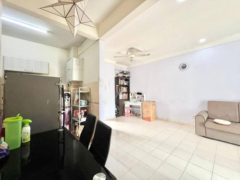 Apartment for Sale at Pangsapuri Danaumas - Fauran Nawawi - PropertyGuru.com.my