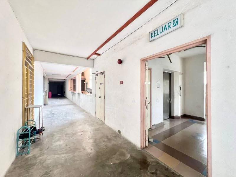 Apartment for Sale at Pangsapuri Danaumas - Fauran Nawawi - PropertyGuru.com.my