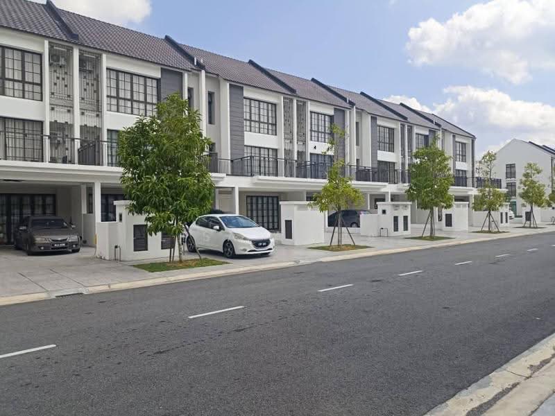 Rumah Bandar untuk Dijual di Sepang (Selangor) - Lisa Azila - PropertyGuru.com.my