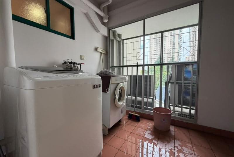 Kondominium untuk Disewa di Astana - CH Ng - Balcony - PropertyGuru.com.my