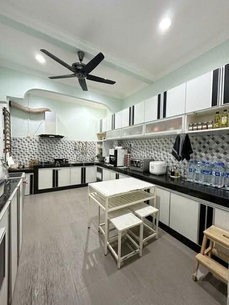 Bungalow House untuk Dijual di Kertih (Terengganu) - Fazielawatie Ishak - Kitchen - PropertyGuru.com.my