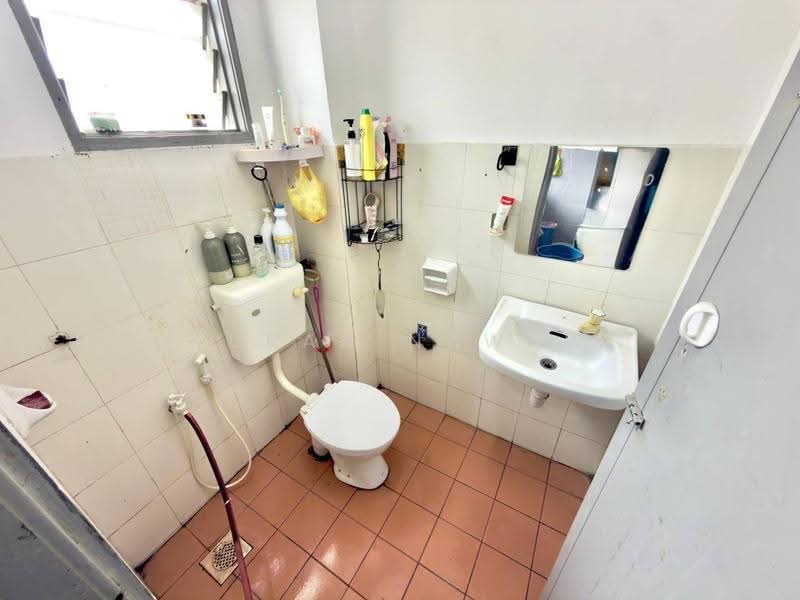 1-storey Terraced House for Sale in Taman Sungai Kapar Indah (Kapar) - Fauran Nawawi - PropertyGuru.com.my