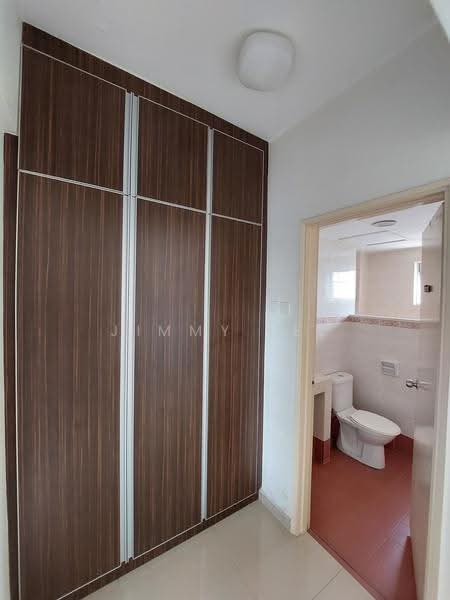 Kondominium untuk Dijual di Casa Damansara - Jimmy Lee - Bathroom - PropertyGuru.com.my