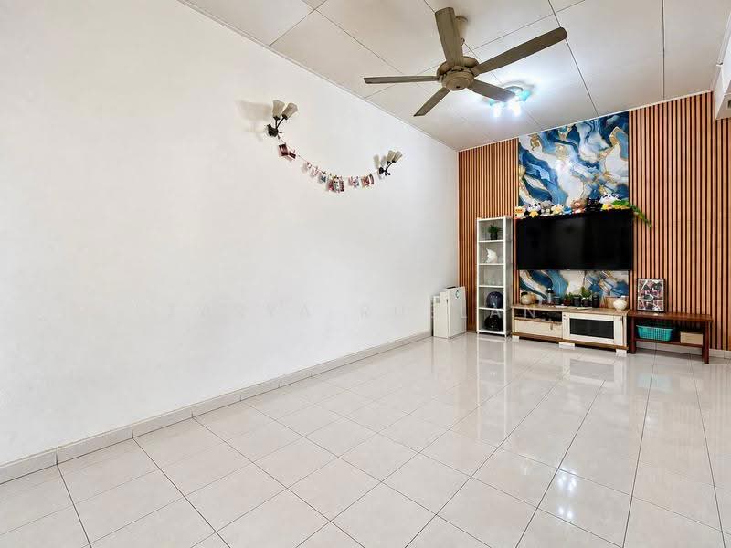 1-storey Terraced House for Sale in Seksyen 30 (Shah Alam) - Tasya Ruslan - PropertyGuru.com.my