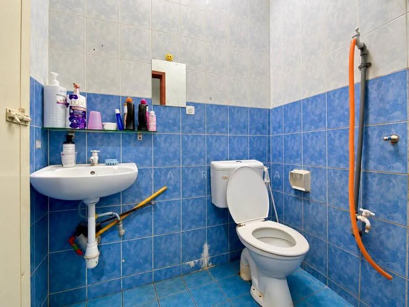 1-storey Terraced House for Sale in Seksyen 30 (Shah Alam) - Tasya Ruslan - PropertyGuru.com.my