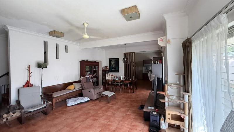 2-storey Terraced House for Sale in U8, Taman Bukit Jelutong (Shah Alam) - Wong Ooi Lin - Living Room - PropertyGuru.com.my