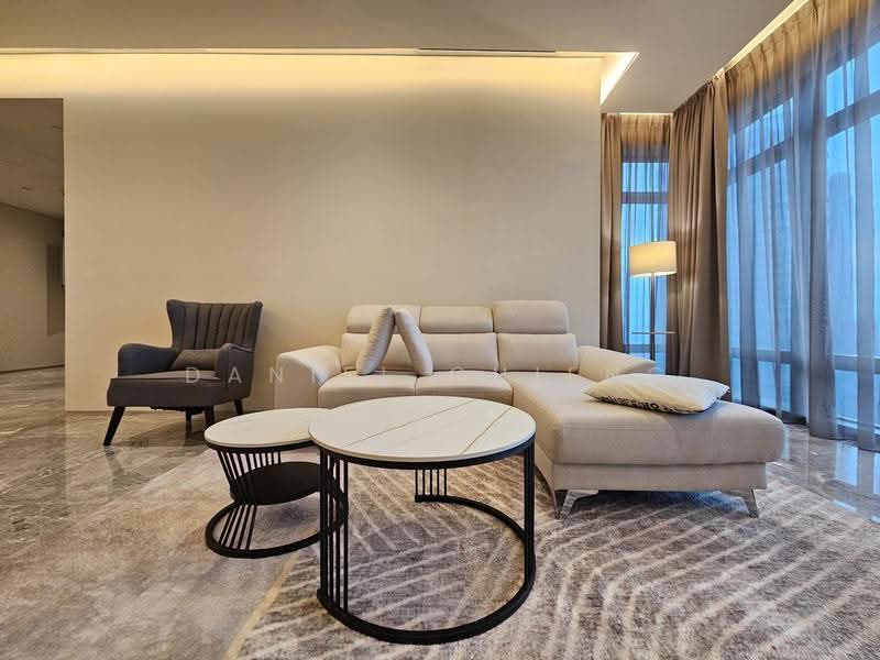 Kediaman Servis untuk Dijual di Four Seasons Place - Daniel Chieng - Living Room - PropertyGuru.com.my