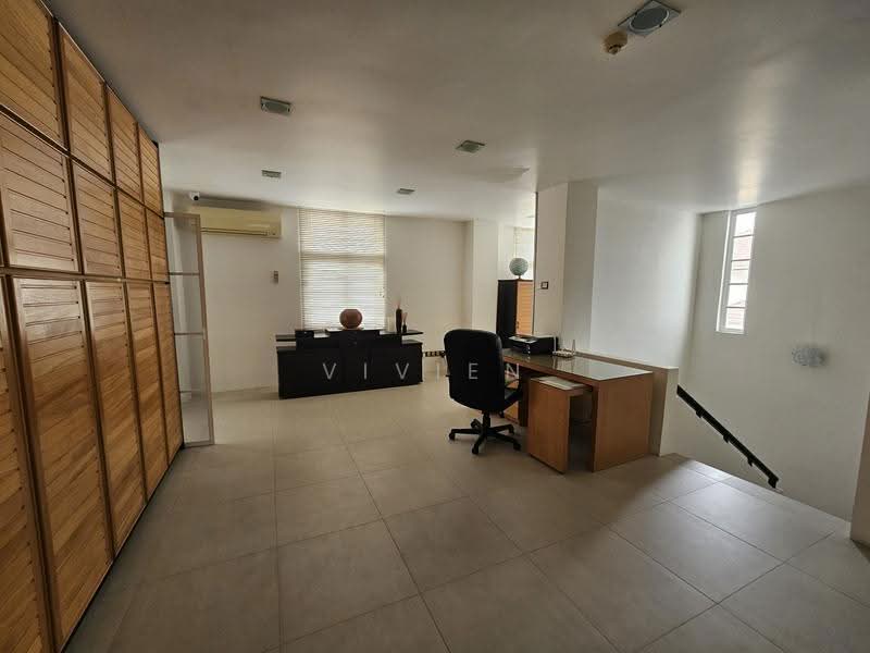 Bungalow House for Sale in Seksyen 13 (Shah Alam) - Vivien Lee - Study - PropertyGuru.com.my