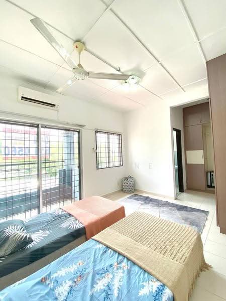 Rumah Teres 2-Tingkat untuk Disewa di Bandar Putra Permai (Seri Kembangan) - Jasmine Kok - Bedroom - PropertyGuru.com.my