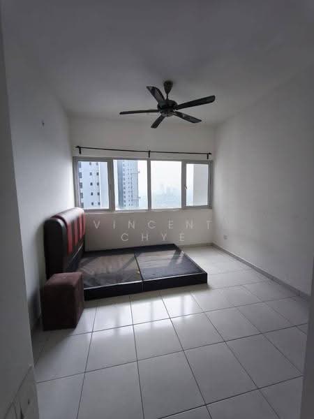 Kondominium untuk Disewa di D'Nuri Residence @ Desa Petaling - Vincent Chye - Bedroom - PropertyGuru.com.my