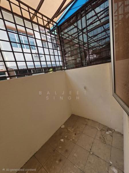 Rumah Teres 2.5-Tingkat untuk Dijual di Taman Tasik Prima (Puchong) - Baljeet Singh - Balcony - PropertyGuru.com.my