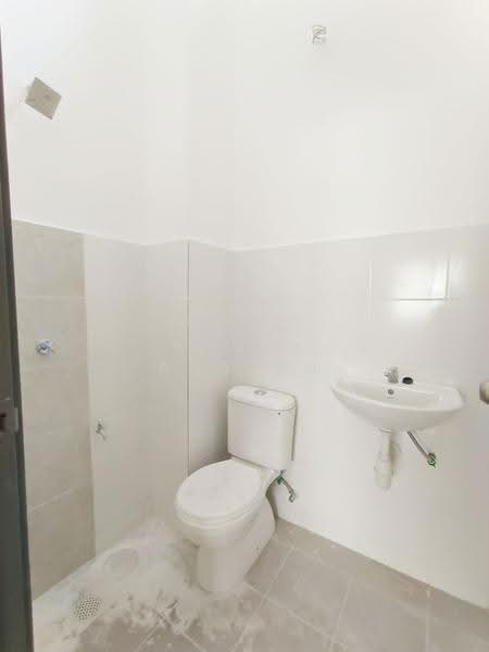 Rumah Teres 1-Tingkat untuk Dijual di Seremban (Negeri Sembilan) - Tasya Ruslan - Bathroom - PropertyGuru.com.my