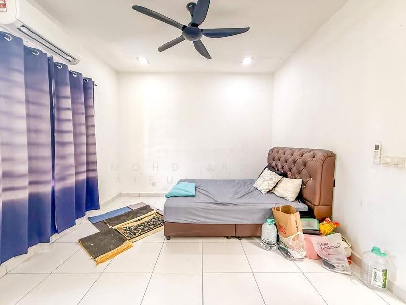 2-storey Terraced House for Sale in Bandar Mahkota (Banting) - Mohd Aizat Saiful Bahri - Bedroom - PropertyGuru.com.my
