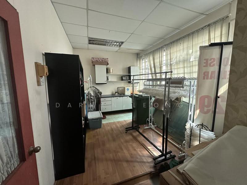 Shop / Office untuk Dijual di Bandar Baru Bangi (Selangor) - Darren Leong - Kitchen - PropertyGuru.com.my