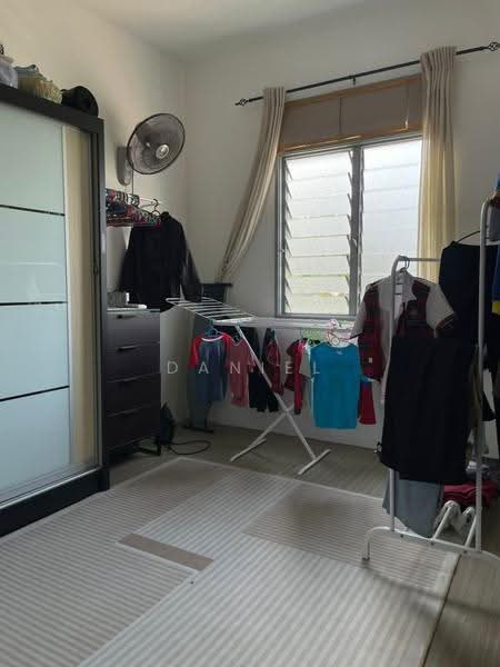 Rumah Flat untuk Dijual di Rumah Pangsa Laman Tasik - Daniel Yong - Bedroom - PropertyGuru.com.my