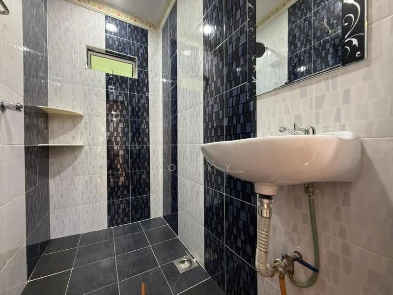 Rumah Teres 2.5-Tingkat untuk Dijual di Bandar Tasik Puteri (Rawang) - Rocky Chan - PropertyGuru.com.my