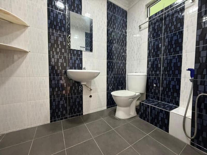 Rumah Teres 2.5-Tingkat untuk Dijual di Bandar Tasik Puteri (Rawang) - Rocky Chan - PropertyGuru.com.my