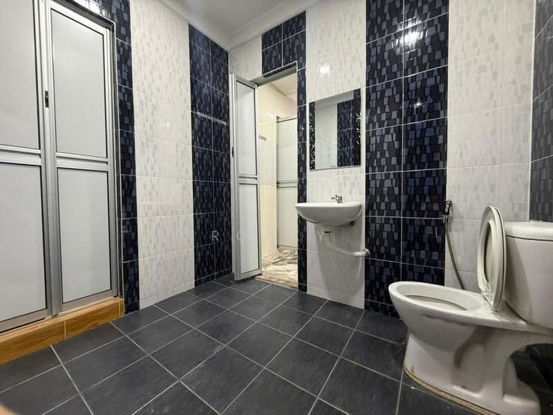 Rumah Teres 2.5-Tingkat untuk Dijual di Bandar Tasik Puteri (Rawang) - Rocky Chan - PropertyGuru.com.my