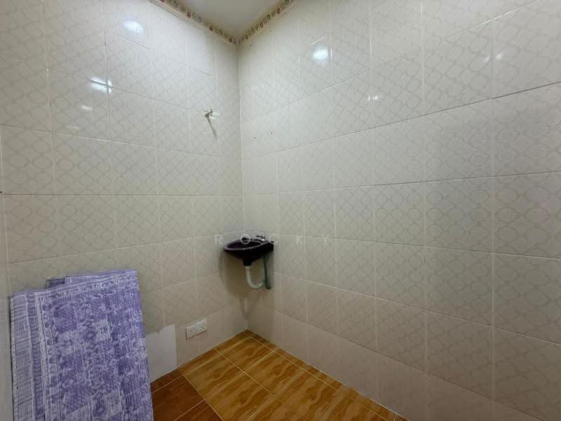 Rumah Teres 2.5-Tingkat untuk Dijual di Bandar Tasik Puteri (Rawang) - Rocky Chan - PropertyGuru.com.my