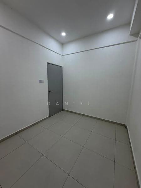 Rumah Flat untuk Dijual di Taman Perling - Daniel Yong - Interior - PropertyGuru.com.my