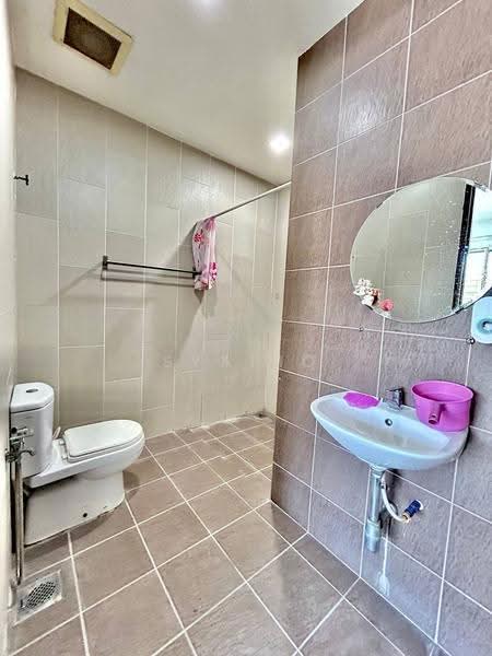 Rumah Teres untuk Dijual di Shah Alam (Selangor) - Syafiq Sharifudin - Bathroom - PropertyGuru.com.my