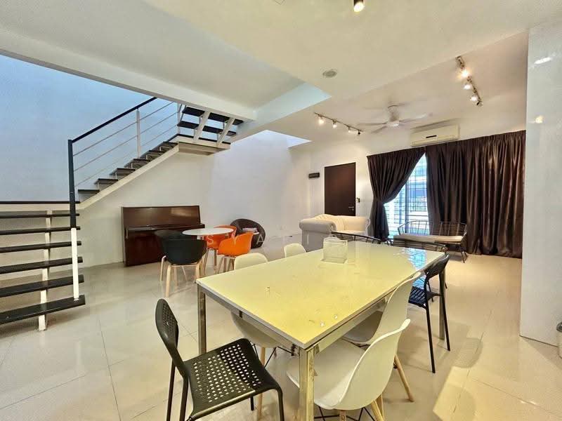 Rumah Teres untuk Dijual di Shah Alam (Selangor) - Syafiq Sharifudin - Living Room - PropertyGuru.com.my