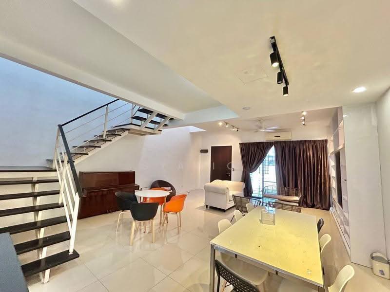 Rumah Teres untuk Dijual di Shah Alam (Selangor) - Syafiq Sharifudin - Living Room - PropertyGuru.com.my