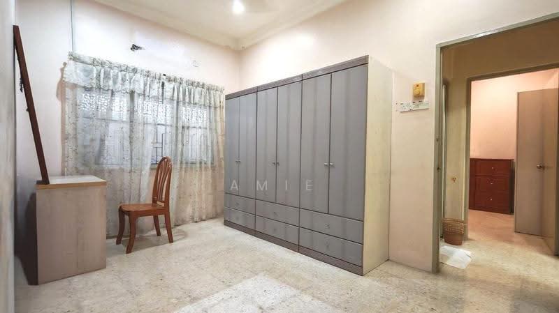 Semi-Detached House for Sale in Ipoh (Perak) - Amie Chong - Bedroom - PropertyGuru.com.my
