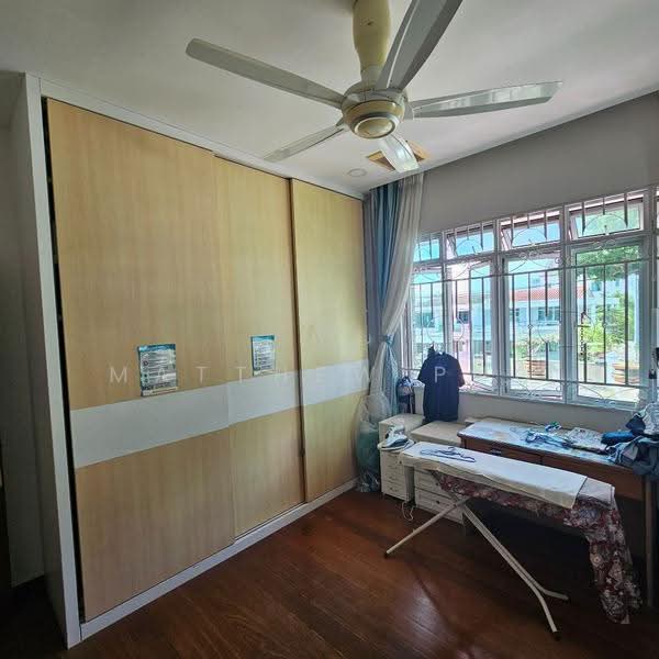 Rumah Berkembar untuk Dijual di Island Park (Jelutong) - Matthew Png - PropertyGuru.com.my