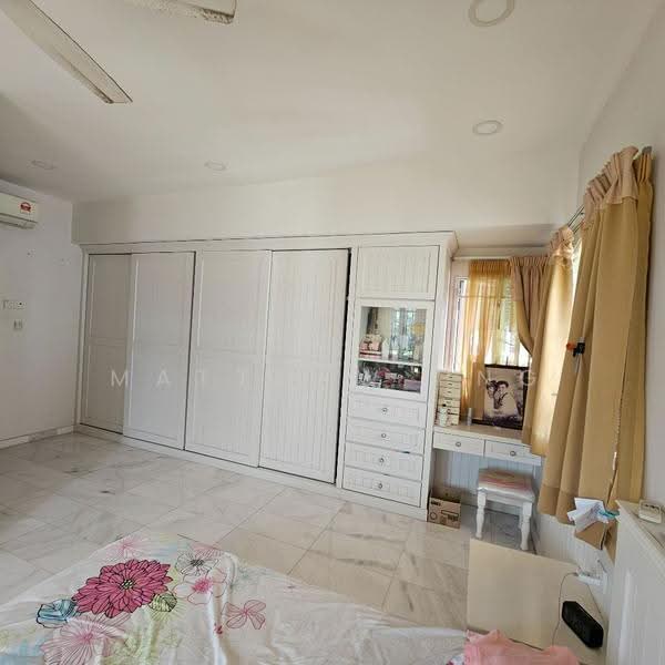 Rumah Berkembar untuk Dijual di Island Park (Jelutong) - Matthew Png - PropertyGuru.com.my