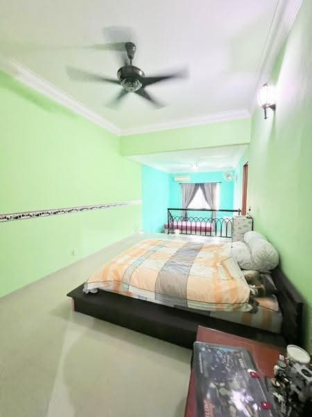 Semi-Detached House for Sale in Taman Iskandar (Johor Bahru) - Yik Tat - Bedroom - PropertyGuru.com.my