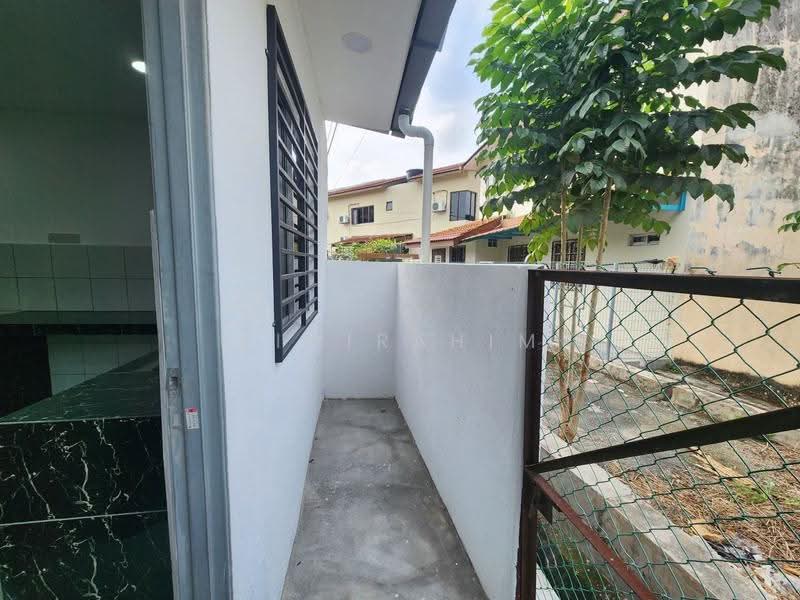 2-storey Terraced House for Sale in Bandar Baru Bangi (Selangor) - AimiRahim Hartanah - Exterior - PropertyGuru.com.my