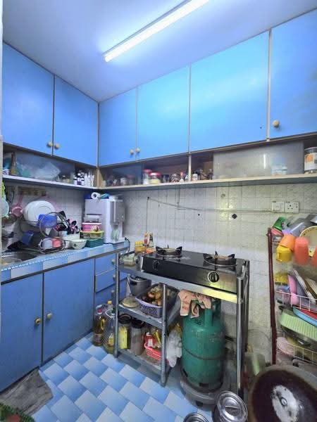 Rumah Flat untuk Dijual di Kelumpuk Sunding Malam - Azrul Ismail - Kitchen - PropertyGuru.com.my