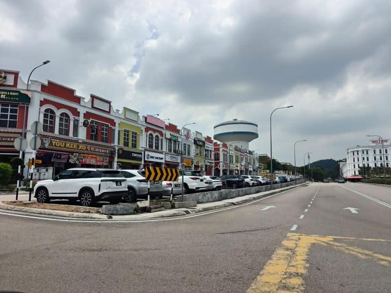 Kedai untuk Disewa di Taman Mount Austin (Tebrau) - C.T Chong - Exterior - PropertyGuru.com.my
