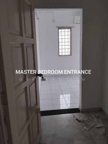 Apartment for Sale at Subang Perdana Goodyear Court 3 - Gerrard Lim - Master Bedroom - PropertyGuru.com.my