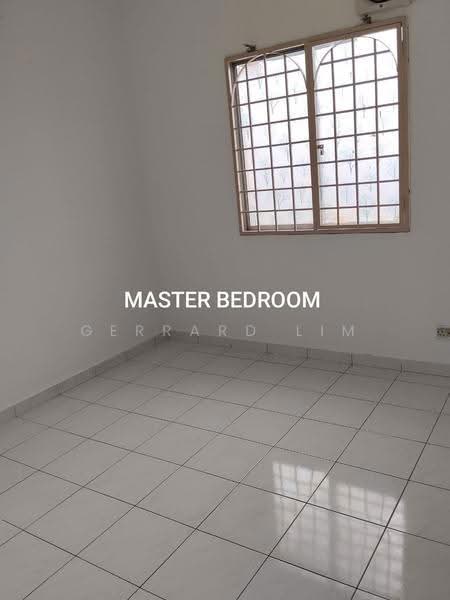 Apartment for Sale at Subang Perdana Goodyear Court 3 - Gerrard Lim - Master Bedroom - PropertyGuru.com.my