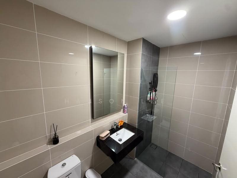 Kondominium untuk Disewa di The Maple Residences - Hanson Lee - Bathroom - PropertyGuru.com.my