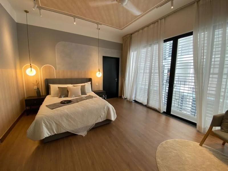 Rumah Bandar untuk Dijual di Kayu Ara (Selangor) - Karen Yoon - Bedroom - PropertyGuru.com.my