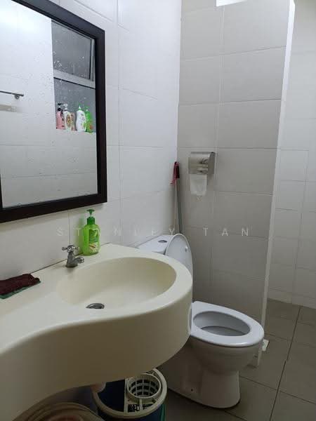 Service Residence for Rent at Platinum Lake PV 21 - Stanley Tan - Bathroom - PropertyGuru.com.my